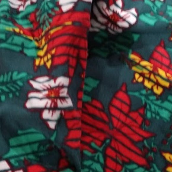 LuLaRoe Pants - NWT TC2 Lularoe Leggings Poinsettias